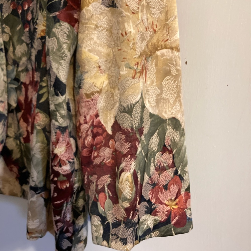 Jacket - Picture 5 of 8